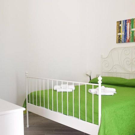 Bed & Breakfast Domus Pepe Scalea Exterior foto